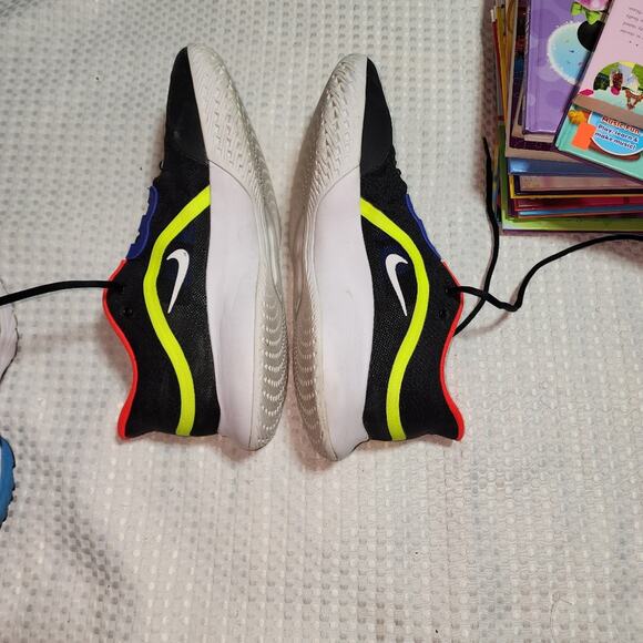 NIKE AIR EUC MENS SIZE 11 MAX VOLLEY BLACK VOLT SNEAKERS SHOES